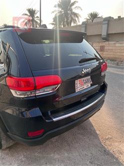 جیپ گراند شیرۆکی